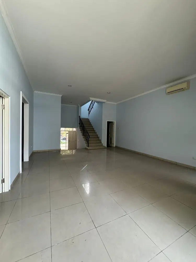 DISEWAKAN Rumah BGM Pik 4 kamar tidur semi furnish