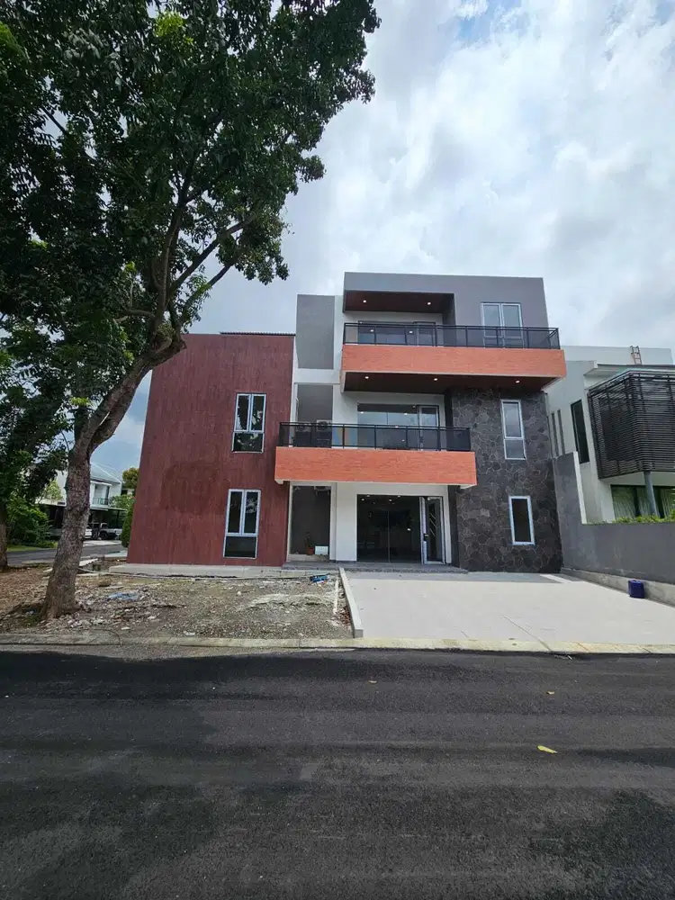 Jual Rumah Mewah Hoek Cluster Palmyra Alam Sutera