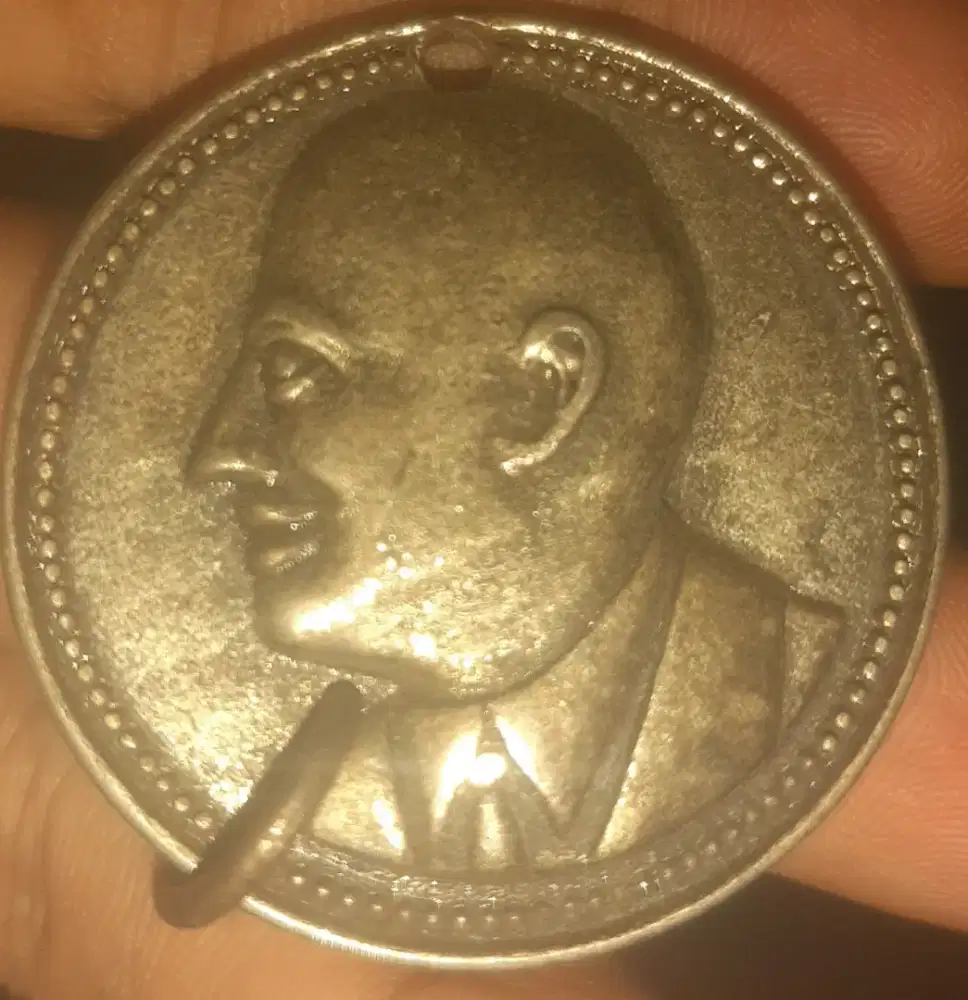 Koin kuno & antik..Cristian Dior