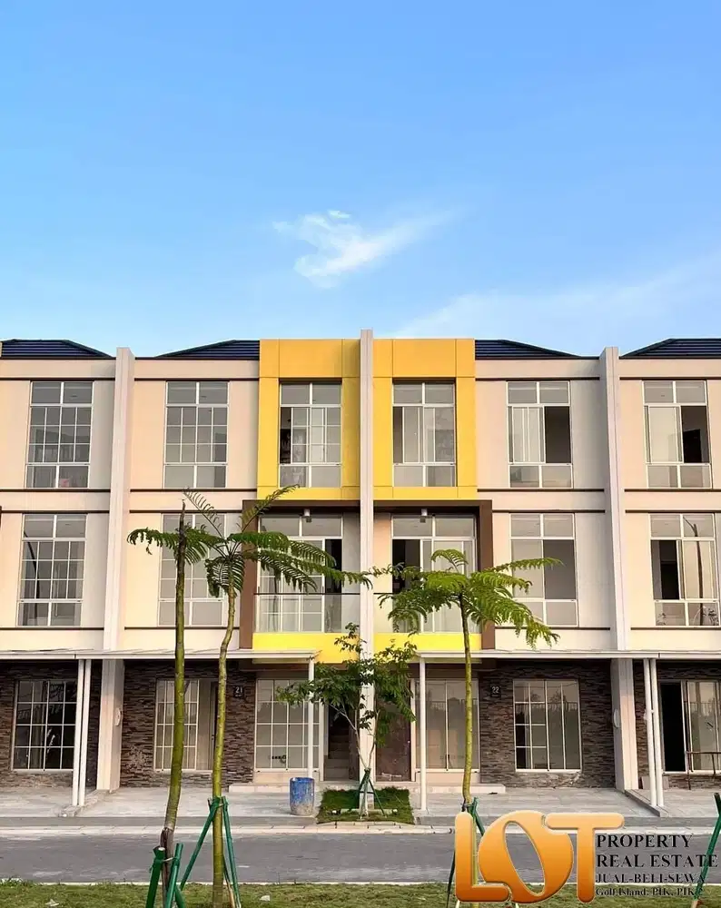 Dijual rumah 3 lantai dengan 3 kamar di pik2 ukuran 6x10