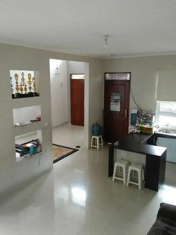 TURUN HARGA Rumah Murah 2 lantai di  di Cluster Pinus Regency