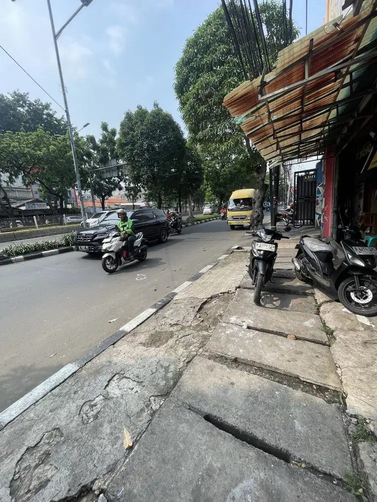 JUAL RUMAH CEMPAKA PUTIH 12.7 x 17.8 LOKASI STRATEGIS