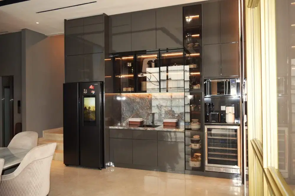 Rumah Mewah 2lt Dengan Lift Lakewood Navapark Di Bsd City