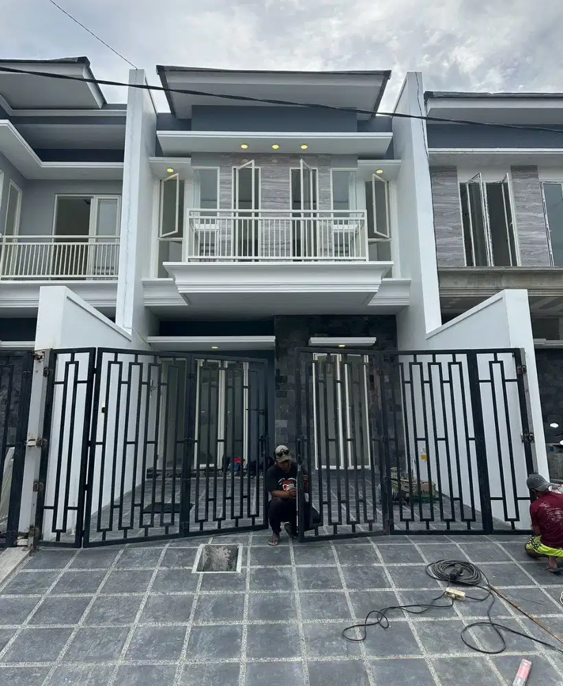 ‼️BARU GRESS‼️PERUMAHAN JEMURSARI SELATAN DEKAT KAMPUS PETRA