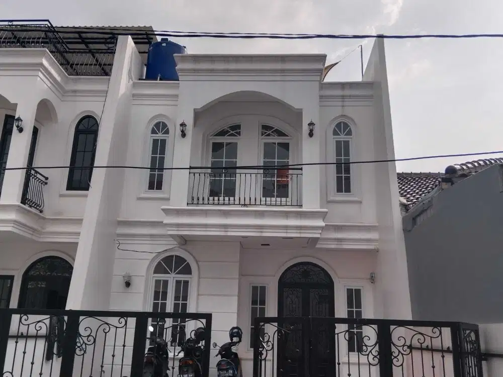 Rumah Eropa Cool dI Pasir Salam dkt BKR Suryalaya Regol Buahbatu SMAN 8