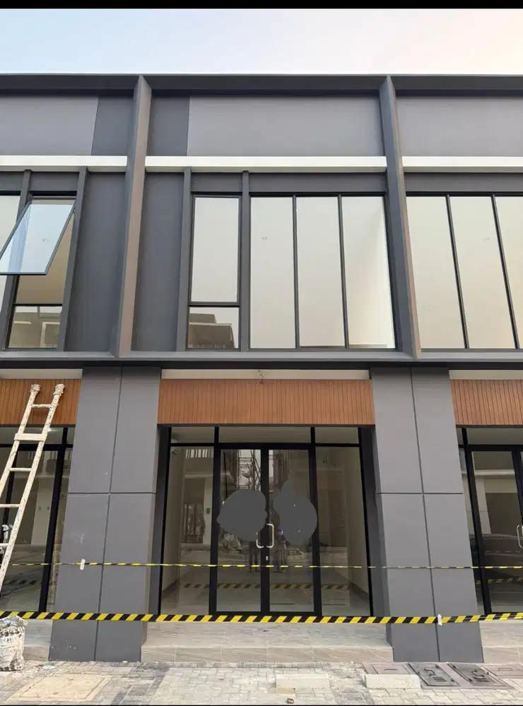 Disewakan Ruko Baru Hampton Avenue 3 Lantai Boulevard Gading Serpong