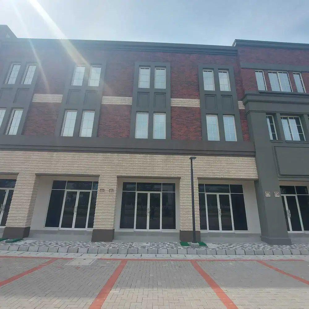 Dijual  Ruko boston 3 lantai Hadap Boulevard di Pik 2 Harga Termurah