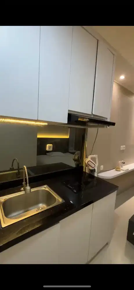 Sewa Apartemen Amor Pakuwon City Strategis Murah Mewah SBY TIMUR