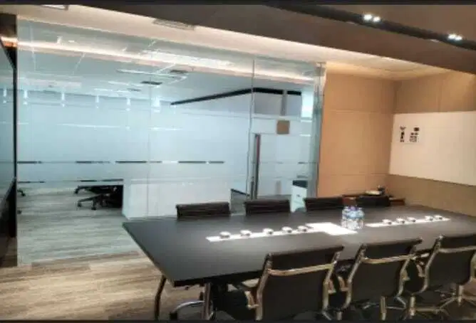 SEWA KANTOR DI JAKARTA SELATAN KUNINGAN 315M2 SEMI FURNISHED 260K NEGO