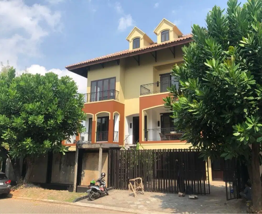 Dijual Cepat Murah Rumah Bagus terletak di PIK Jakarta Utara