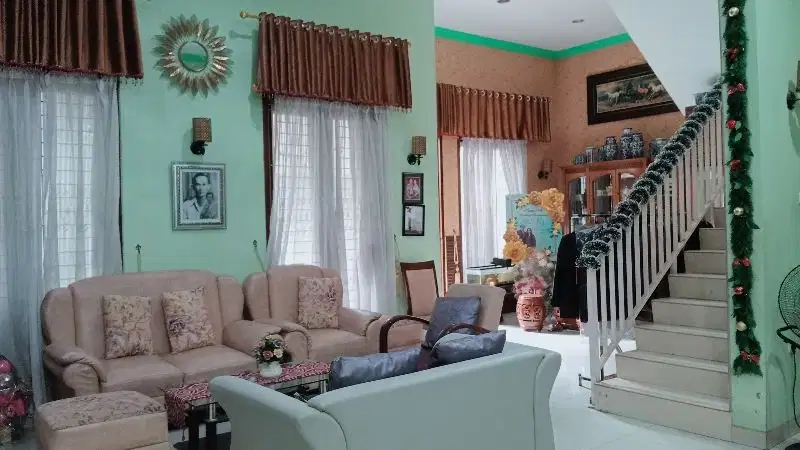 Dijual Rumah Mewah Cantik nan Asri di Cakung, Jakarta Timur