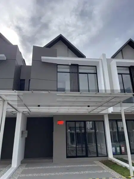 RUMAH PIK2 uk 6x12,5 BRAND NEW,2 LANTAI MINIMALIS