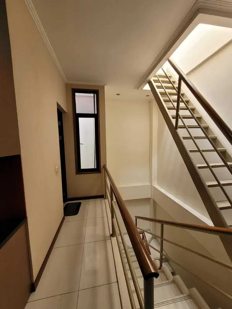 Disewakan/ Jual Ruko MURAH Strategis di Setrasari mall dekat wongkie