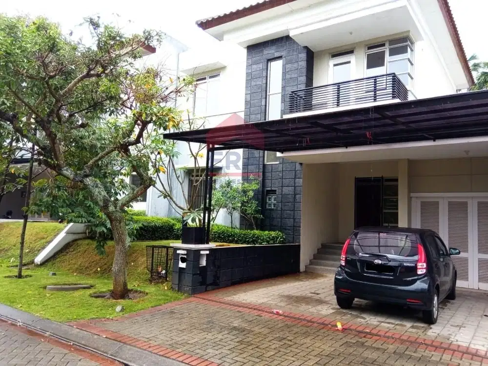 Rumah kota baru parahyangan tatar Ratna sasih