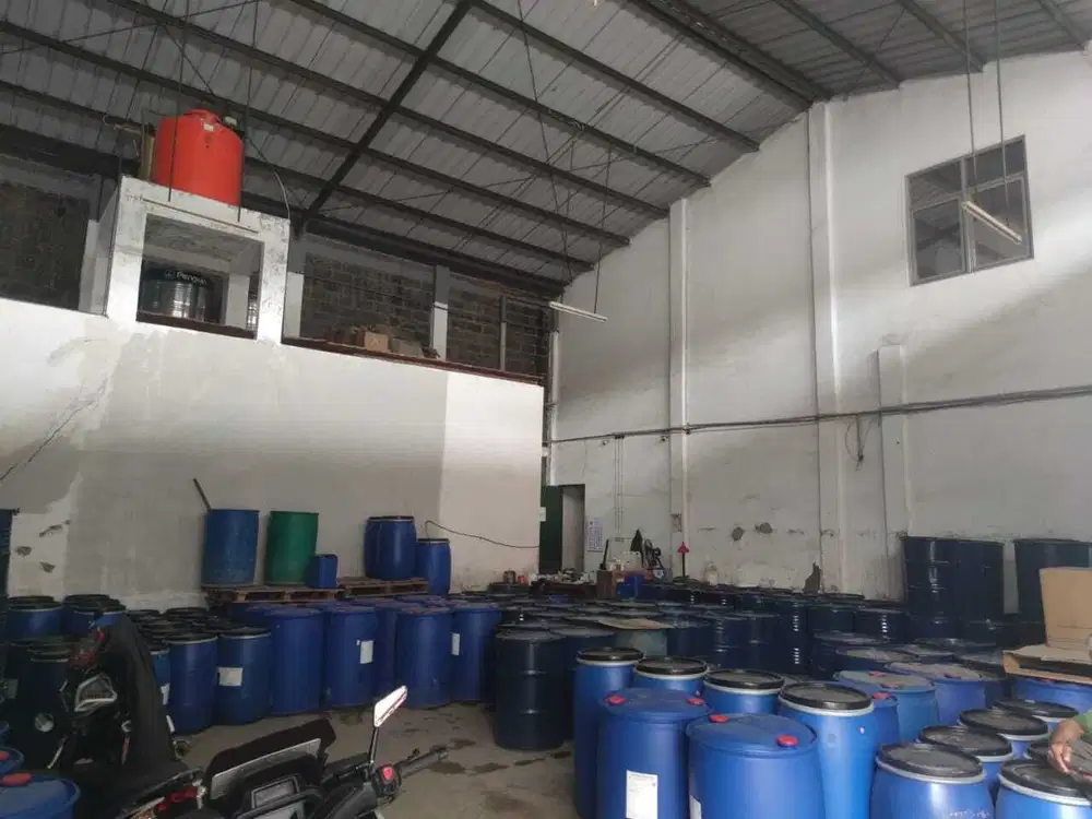 Dijual Gudang beserta kantor 2 lantai di Cimareme Padalarang