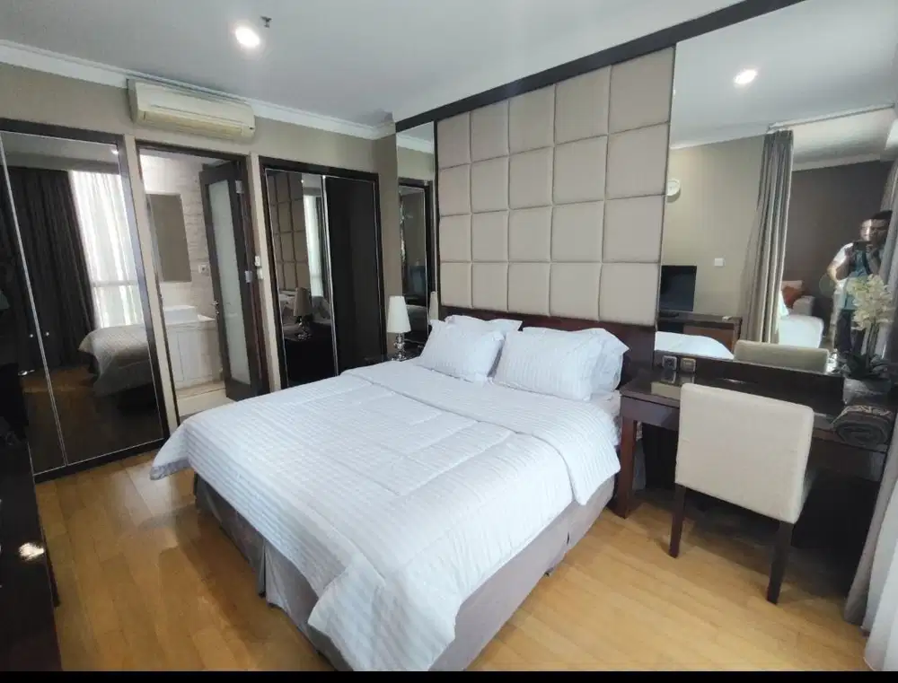 Disewakan Residence 8 type 1 Bedroom fully furnished view cantik nego