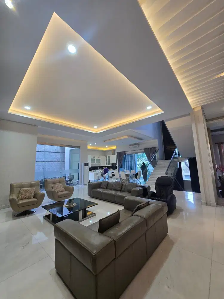 RUMAH PIK1 GARDEN HOUSE 15X25 HOOK,4 LANTAI,MINIMALIS,LIFT,FURNISH