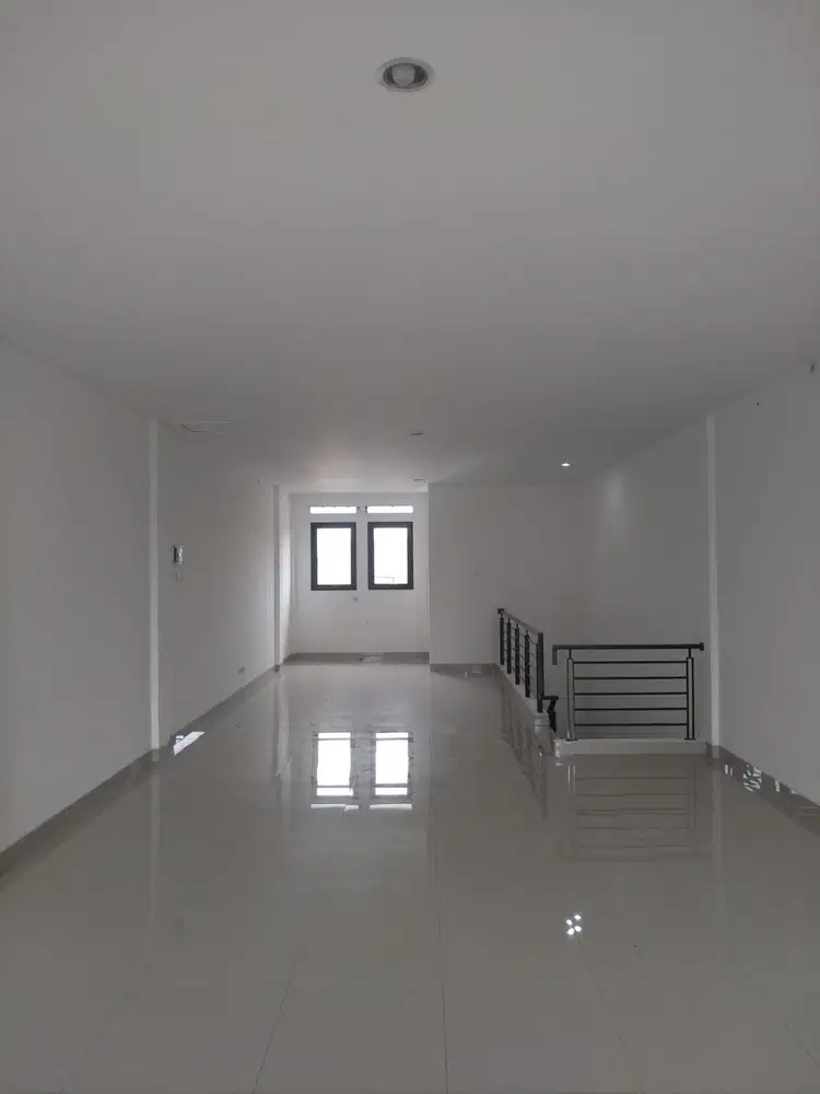 MURAH Ruko 3 Lt Bagus Strategis Mainroad Batununggal Indah Raya
