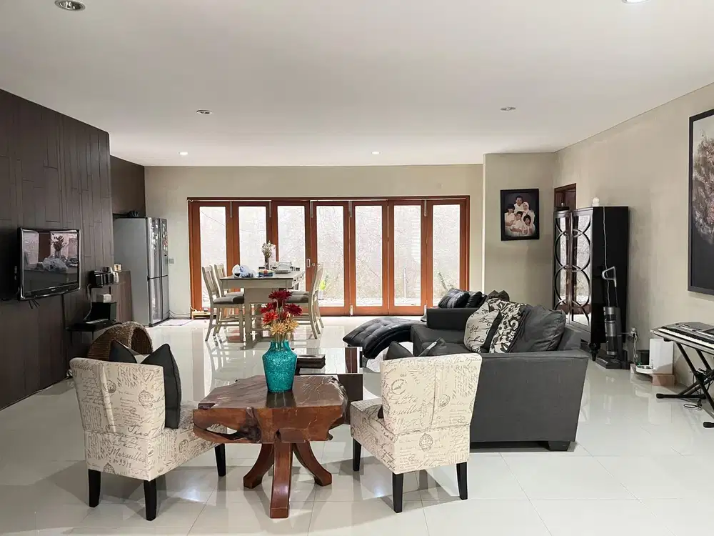 Dijual Rumah siap huni di Batununggal