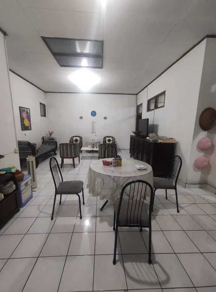 Dijual Rumah bagus terawat di Margahayu, Ciwastra