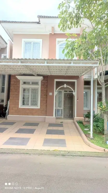 Dijual Rumah Cantik   di Cluster Trimezia Gading Serpong Tangerang
