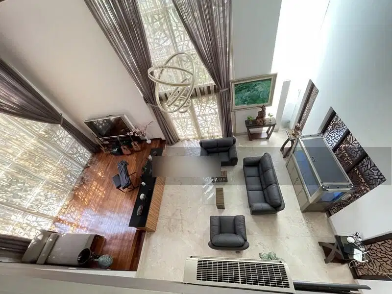 RUMAH PHINISI PERMAI LUAS 605m HOOK UTARA TIMUR,FURNISH,MARMER,POOL