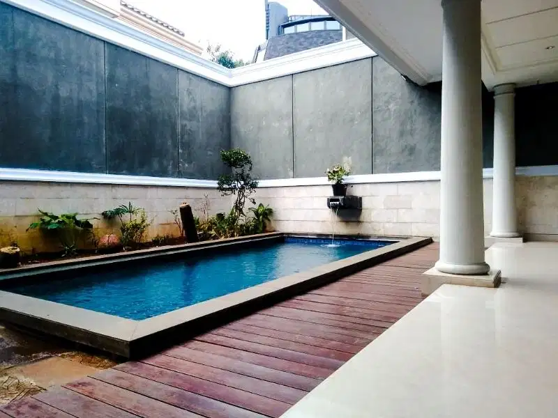 Dijual Rumah 2 Lantai Bagus Siap Huni di Pakubuwono