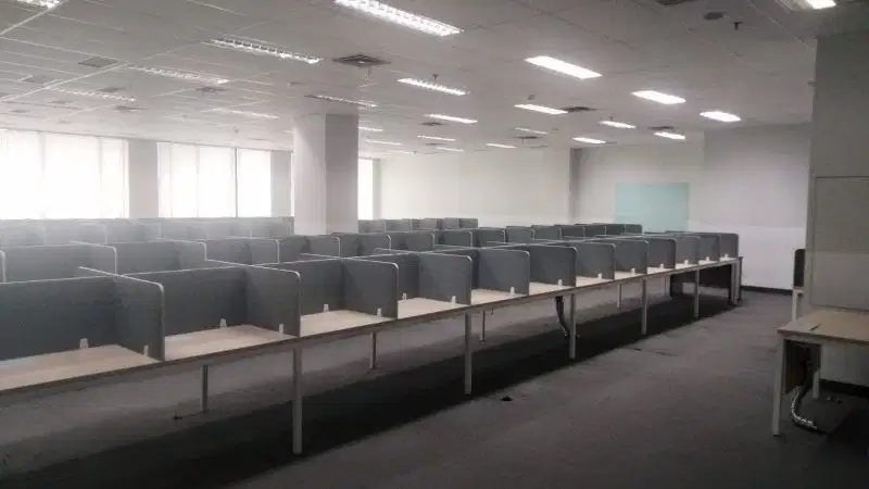 SEWA KANTOR DI JAKATA SELATAN MAMPANG 443M² FITTED 155K NEGO