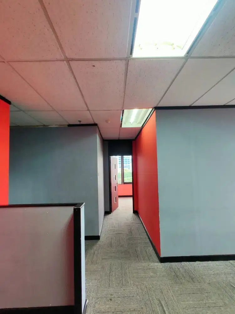 SEWA KANTOR DI JAKARTA SELATAN KUNINGAN 180M2 FITTED 100K NEGO