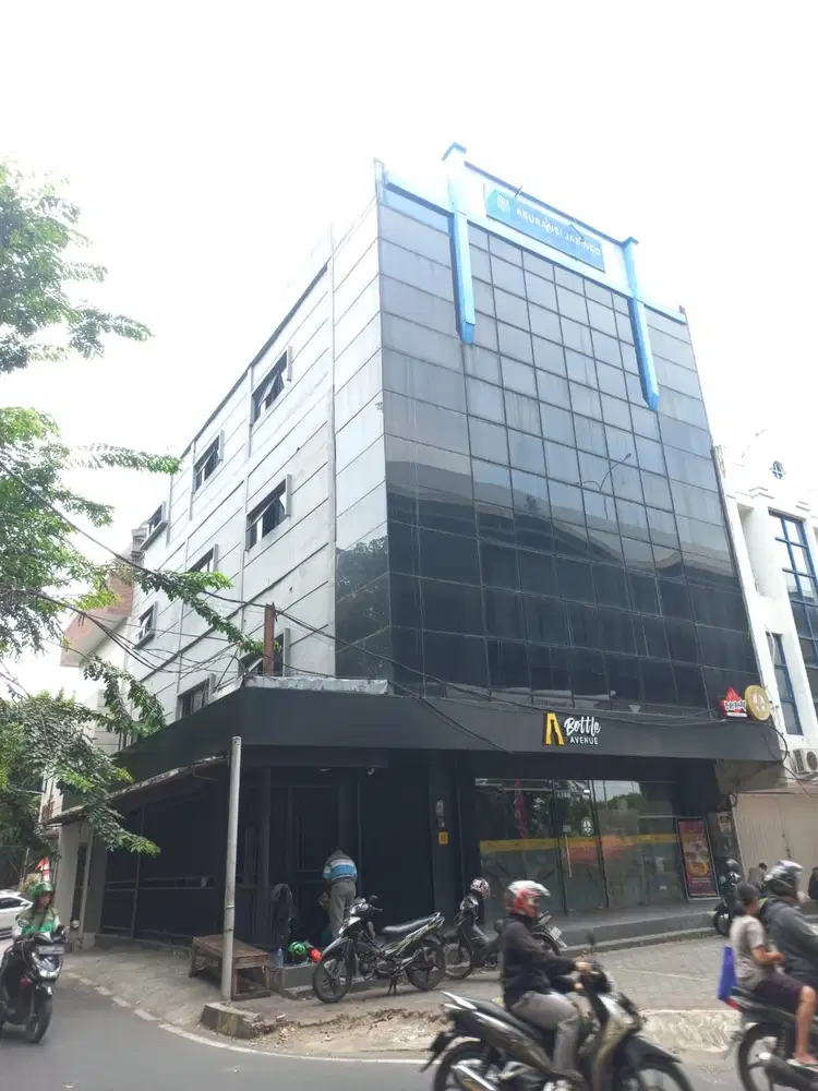 ruko kelapa gading boulevard hook luas 198m,4 lantai,cocok usaha