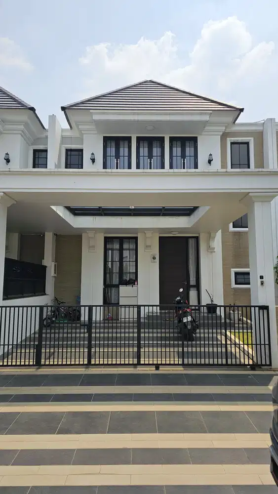Dijual Rumah Full Furnish desain American Classic di Citragran Cibubur