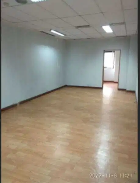 SEWA KANTOR DI JAKARTA SELATAN MAMPANG 54M2 PARTISI 115K NEGO