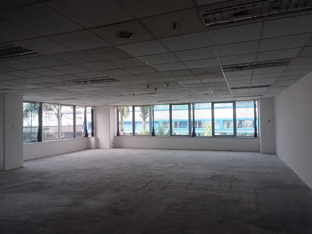SEWA KANTOR DI JAKARTA SELATAN TB SIMATUPANG 170M2 BARE 130K NEGO