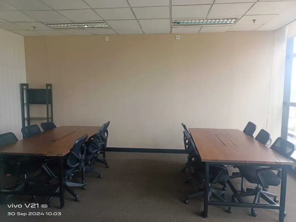 SEWA KANTOR DI JAKARTA SELATAN KUNINGAN 82M2 FURNISH 190K NEGO