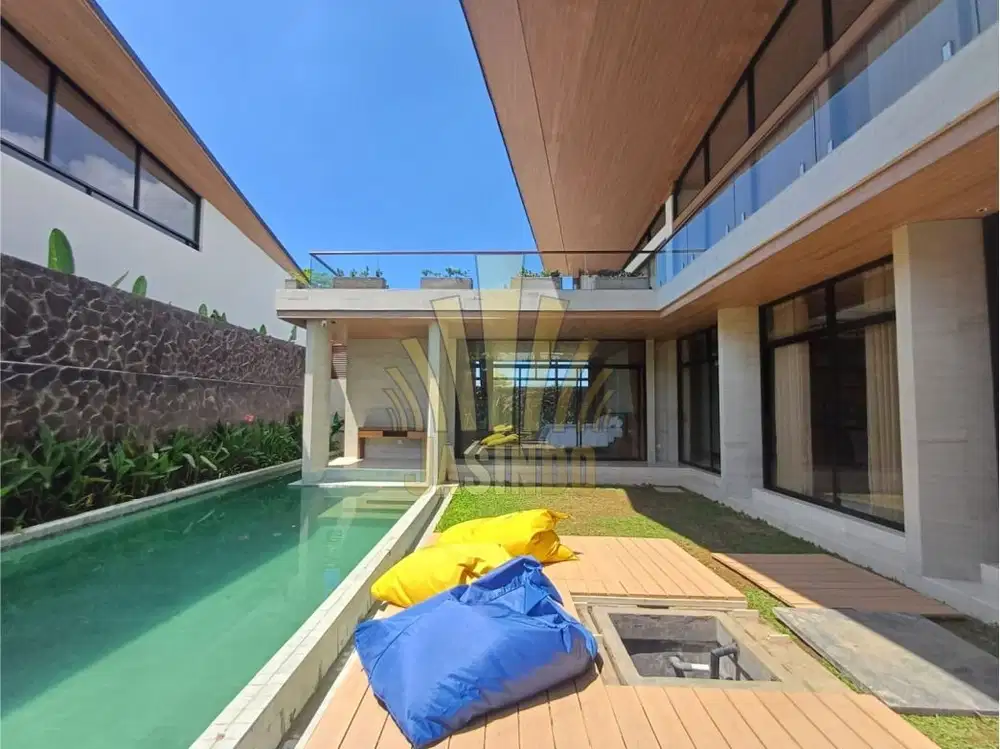 NEWLY BUILT LUXURY VILLA UNITS FOR SALE WITH VIEWS OF SUNRISE BEACH