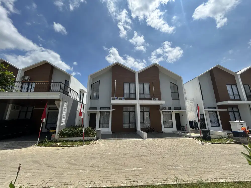 Rumah 2 lantai lokasi strategis 1 menit ke st. Cilebut