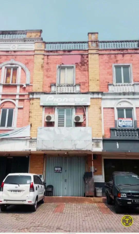 Turun Harga Ruko 3 Lantai Boulevard Gading Serpong