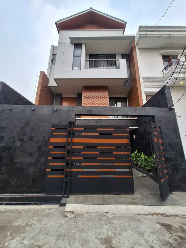 TURUN HARGA RUMAH BRAND NEW DI CILANDAK BELAKANG CITOS