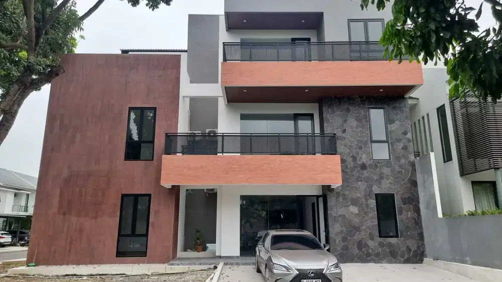 Rumah Baru Sutera Palmyra Modern Classic 3 Lantai Di Alam Sutera
