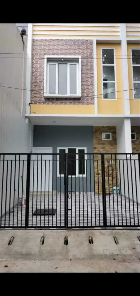 Rumah di Komplek Walikota Kelapa Gading Jakarta Utara