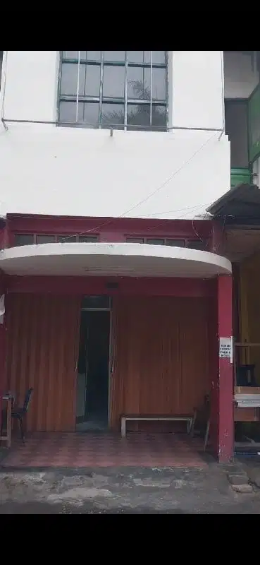 Disewa Ruko dekat gerbang  jalan utama di.Citra Raya