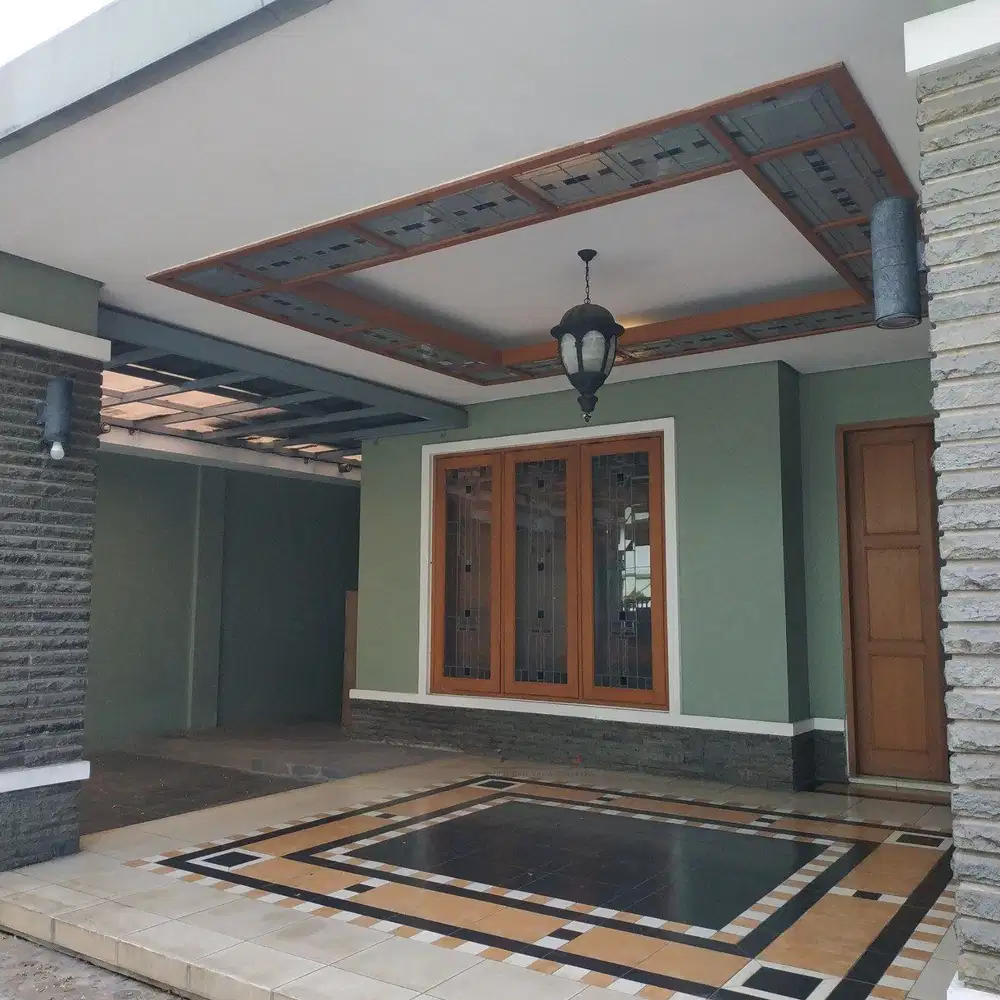 Rumah Bagus Siap Huni Halaman Luas Di Lebak Bulus