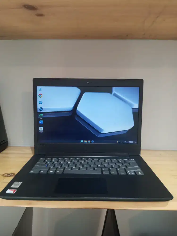 Lenovo Ideapad 130-14AST AMD A4-9125 DDR4 4GB HDD SSD 128GB 14  2 Jam