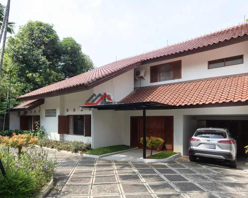 Rumah Cantik Strategis Dekat Pondok Indah Di Kebayoran Baru
