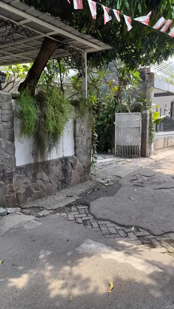 rumah second siap huni