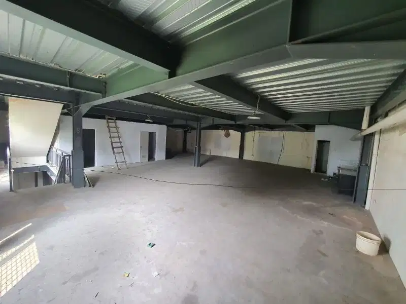 DISEWAKAN GUDANG ELANG LAUT 15 X 28