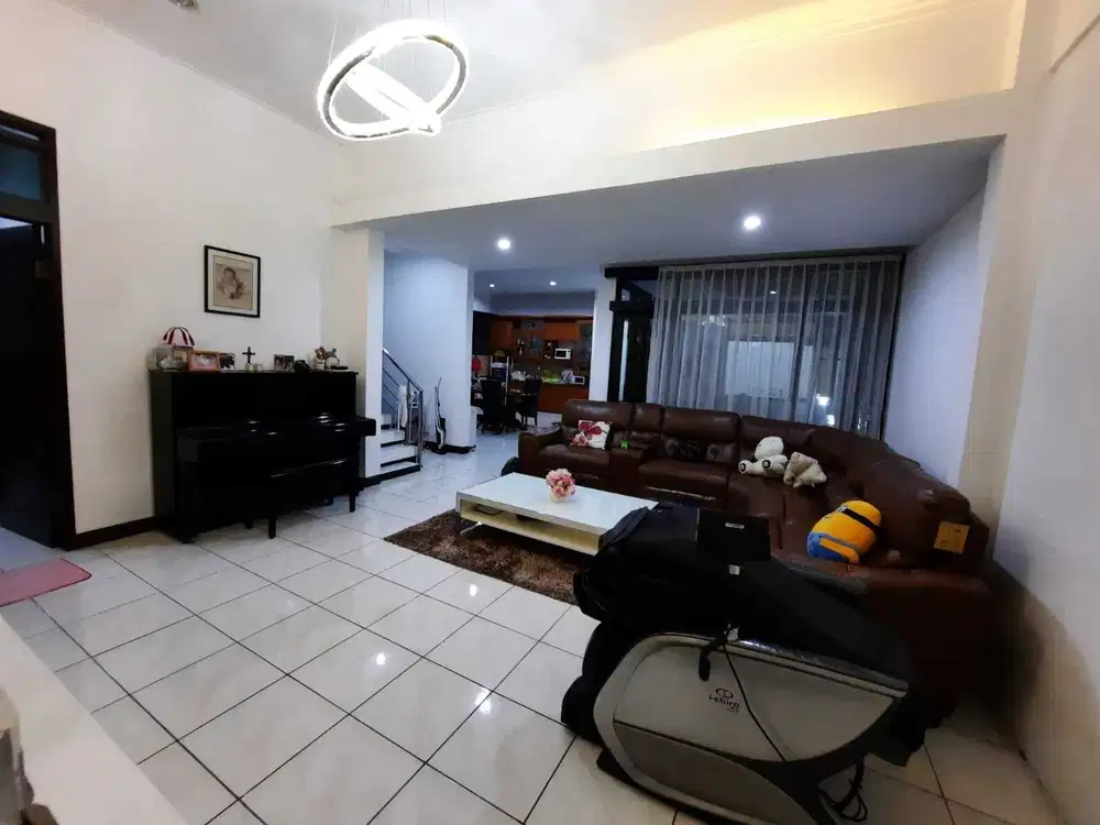 Dijual Rumah disayap lengkong besar, daerah pungkur