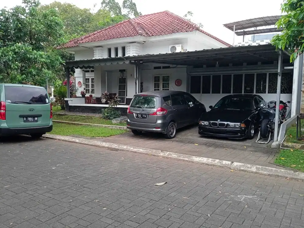 Dijual murah Rumah Posisi Hoek,di Tatar Jingganagara , KBP