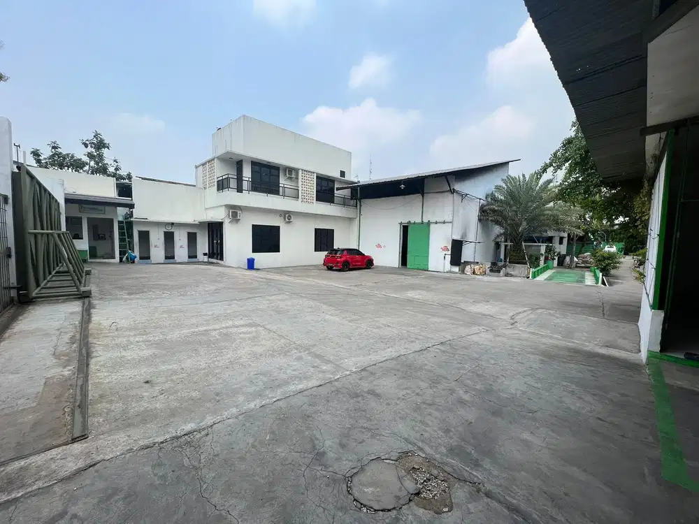 DIJUAL Gudang di Peternakan 3