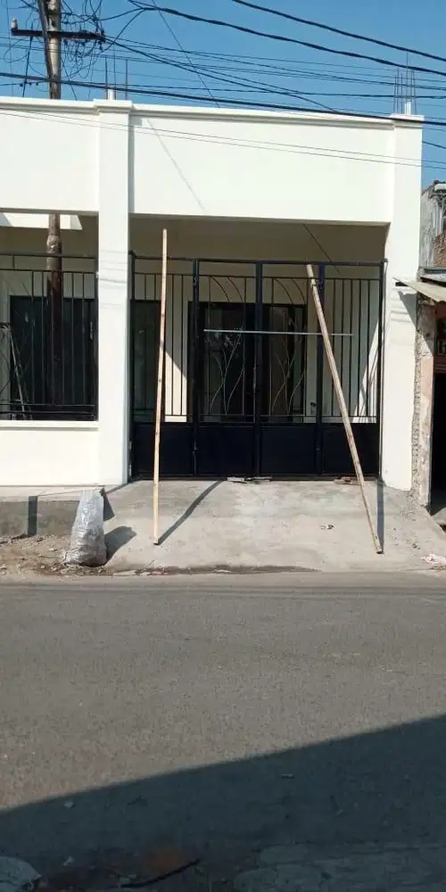 Jual Rumah Petemon  lokasi strategis tengah kota